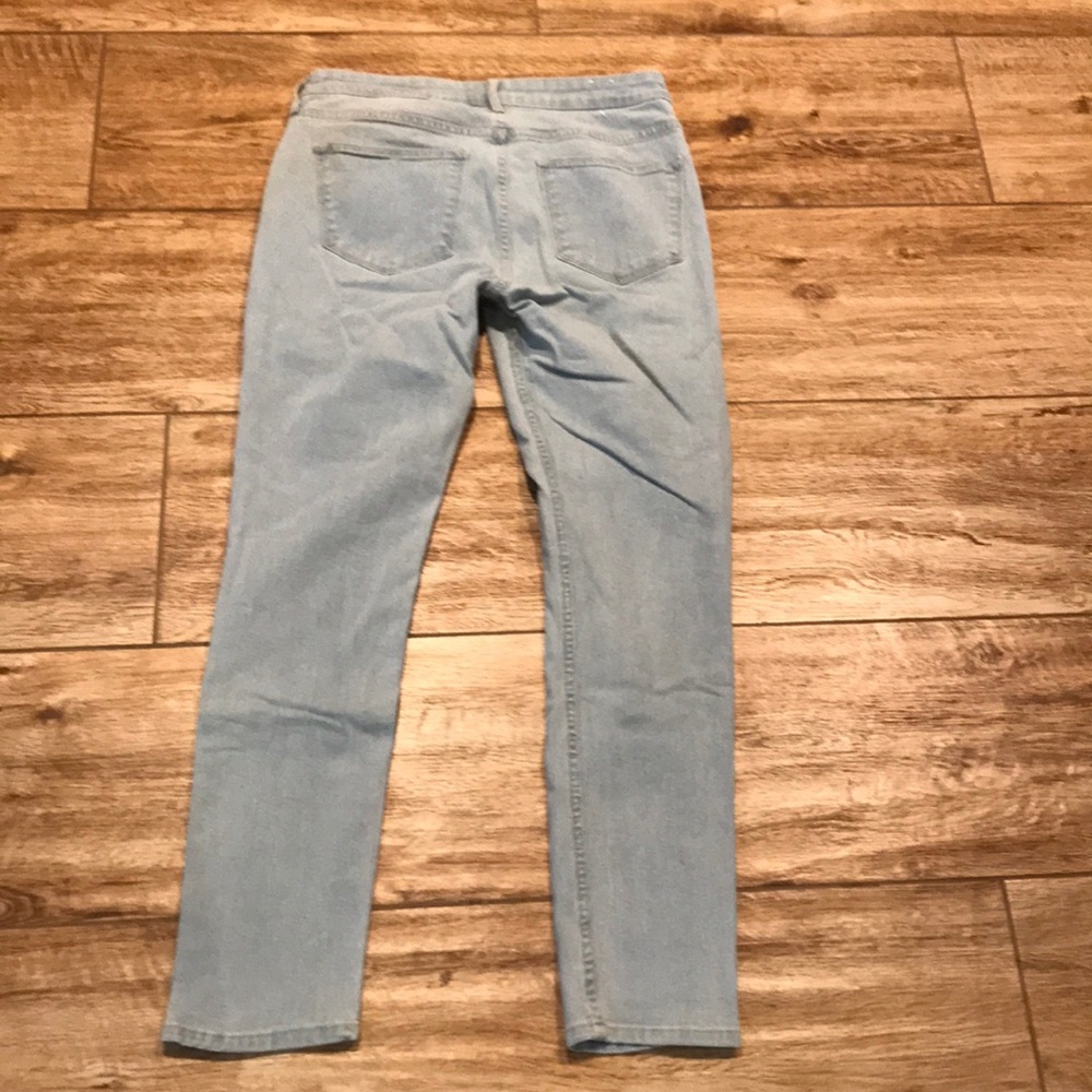 Women's skinny jeans